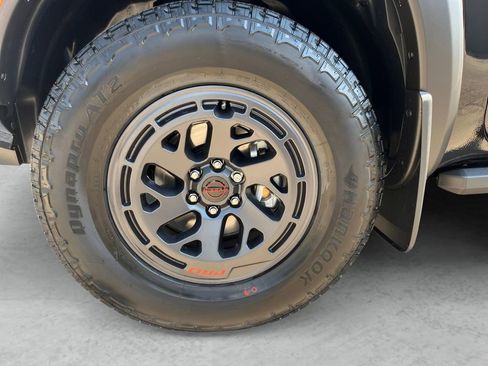 New 2026 Nissan Frontier PRO-4X w/ Pro-4x Convenience Package image 23