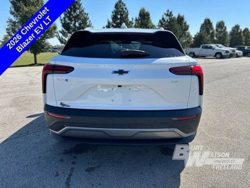 New 2026 Chevrolet Blazer EV LT image 5