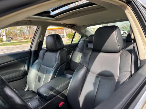 Used 2012 Nissan Maxima 3.5 SV w/ Sport Pkg image 12