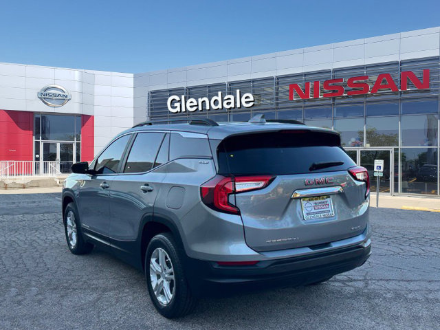 Used 2023 GMC Terrain SLE w/ Driver Convenience Package AWD/4WD image 6