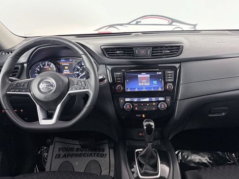 Used 2019 Nissan Rogue SV AWD/4WD image 28