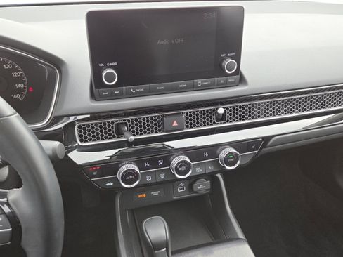 Used 2023 Honda Civic EX-L image 29