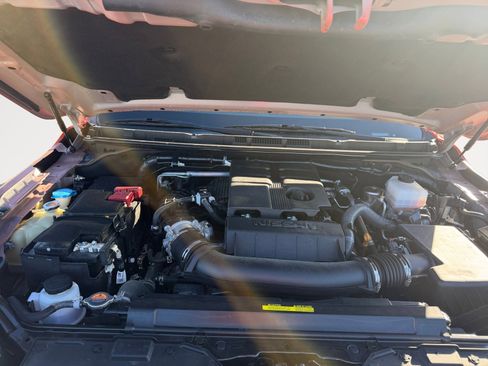 Used 2025 Nissan Frontier Pro-X image 27