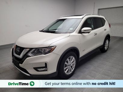Used 2018 Nissan Rogue SV w/ Premium Package