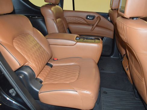 Used 2021 INFINITI QX80 Sensory w/ All-Season Package AWD/4WD image 13