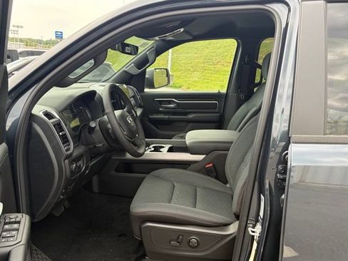 New 2026 RAM 1500 4x4 Crew Cab image 15