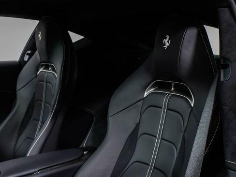 Certified 2025 Ferrari 12Cilindri RWD image 45