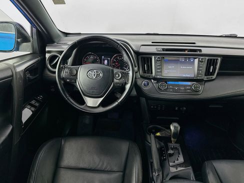 Used 2016 Toyota RAV4 SE w/ Advanced Technology Package image 24