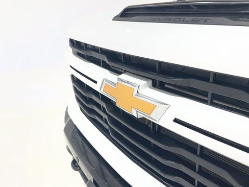 Used 2025 Chevrolet Silverado 2500 Custom w/ Custom Value Package AWD/4WD image 28
