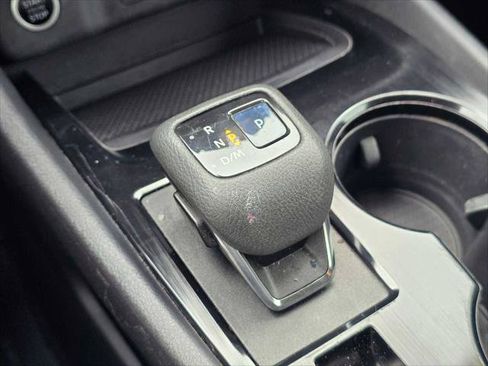 Used 2022 Nissan Rogue SV FWD image 36
