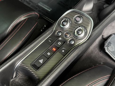 Used 2017 McLaren 570S Coupe RWD image 62