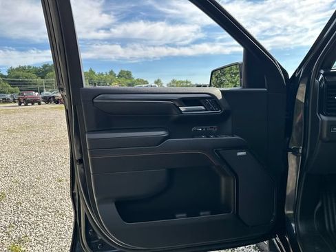 Certified 2023 GMC Sierra 1500 AT4 w/ Technology Package AWD/4WD image 25