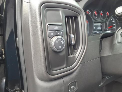 Used 2024 Chevrolet Silverado 1500 Custom RWD image 18
