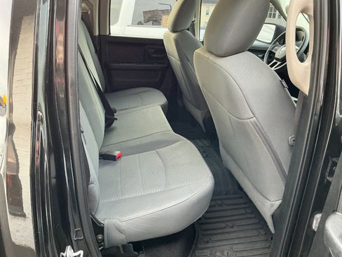 Used 2017 RAM 1500 Express w/ Black Ram 1500 Express Group image 18