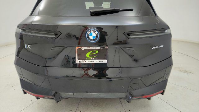 Used 2024 BMW iX xDrive50 w/ Premium Package AWD/4WD image 27