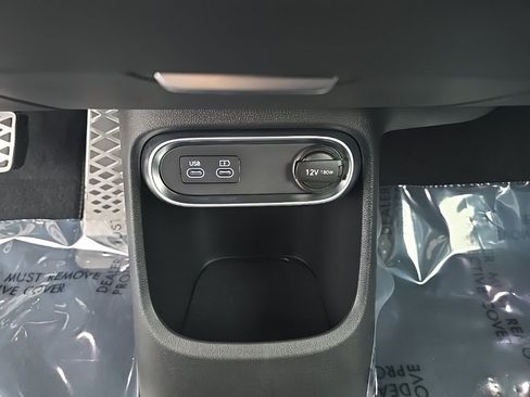 Used 2025 Genesis GV60 Performance image 17