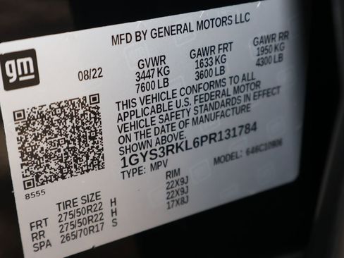 Certified 2023 Cadillac Escalade ESV Sport Platinum w/ LPO, ONYX Package image 30