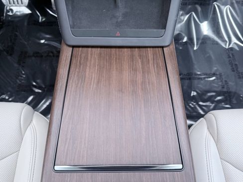 Used 2022 Tesla Model X AWD/4WD image 54