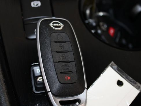 Used 2023 Nissan Rogue SL FWD image 51