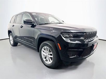 New 2025 Jeep Grand Cherokee Laredo w/ Luxury Tech Group I