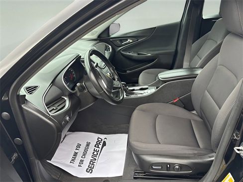 Used 2023 Chevrolet Malibu LT image 7