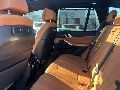 Used 2022 BMW X5 sDrive40i w/ M Sport Package image 13