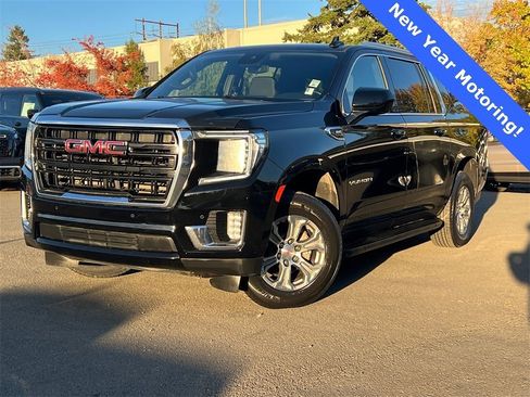 Used 2023 GMC Yukon XL SLE image 1