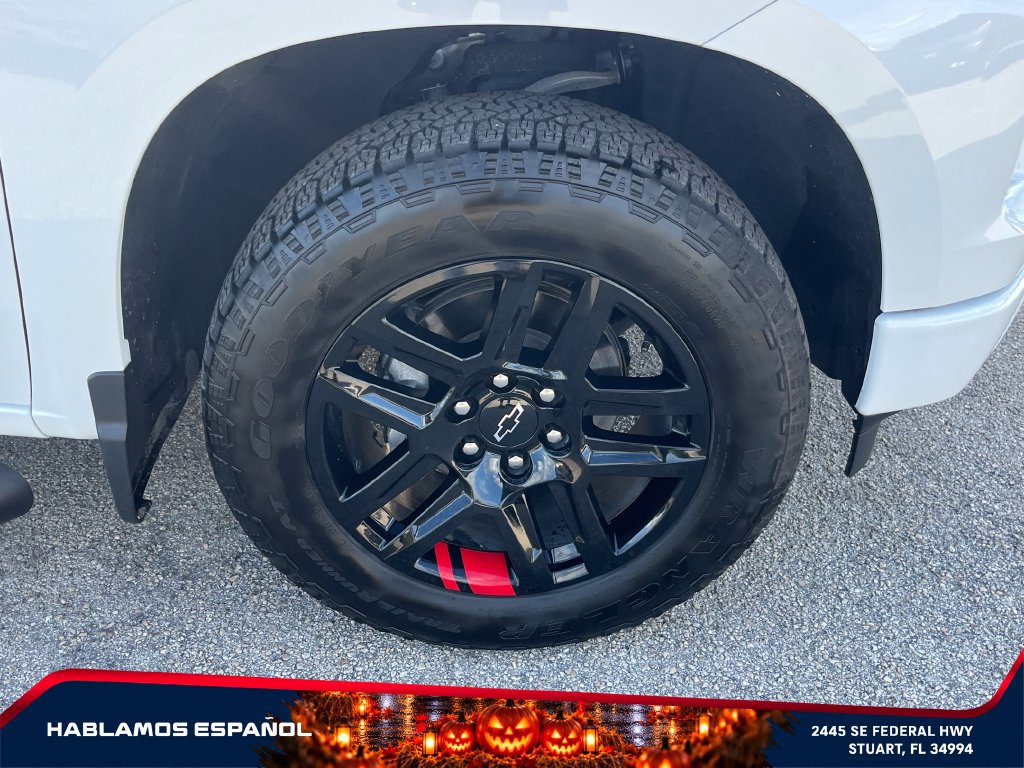 Certified 2025 Chevrolet Silverado 1500 RST w/ Redline Edition AWD/4WD image 21