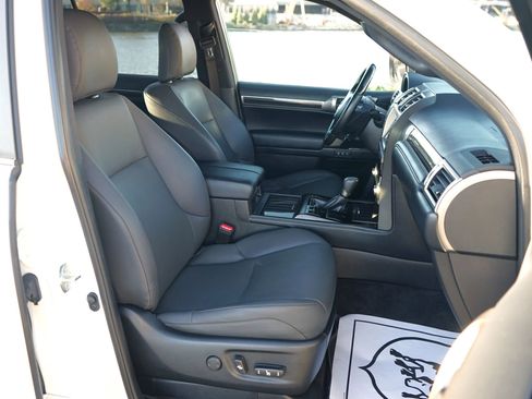 Used 2020 Lexus GX 460 Premium image 33