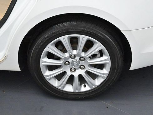 Used 2013 Buick LaCrosse Leather FWD image 29
