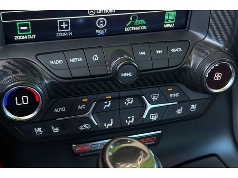 Used 2016 Chevrolet Corvette Z06 w/ 3LZ Preferred Equipment Group RWD image 23