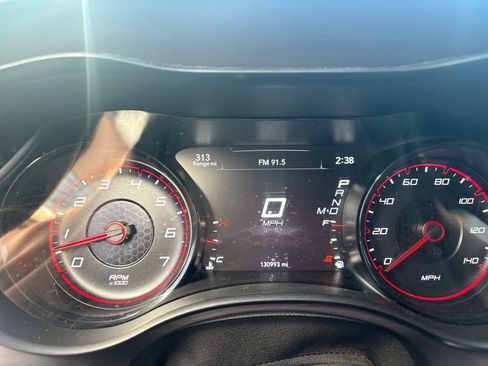 Used 2018 Dodge Charger SXT w/ Blacktop Package RWD image 17