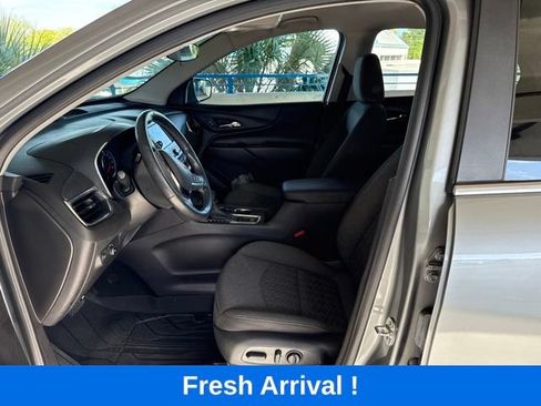 Used 2024 Chevrolet Equinox LT w/ LPO, Floor Liner Package FWD image 2