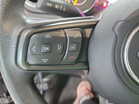 Used 2019 Jeep Wrangler Sport image 22