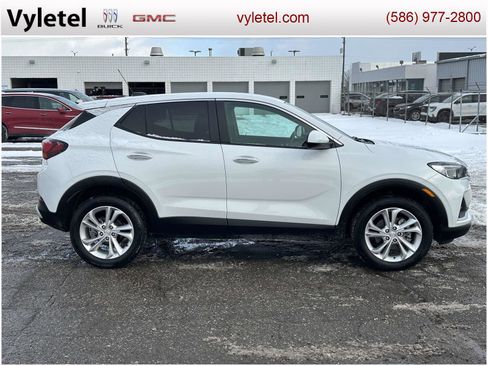 Used 2023 Buick Encore GX Preferred w/ Cold Weather Comfort Package image 2