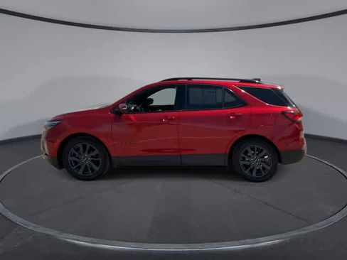 Used 2023 Chevrolet Equinox RS w/ RS Leather Package FWD image 5