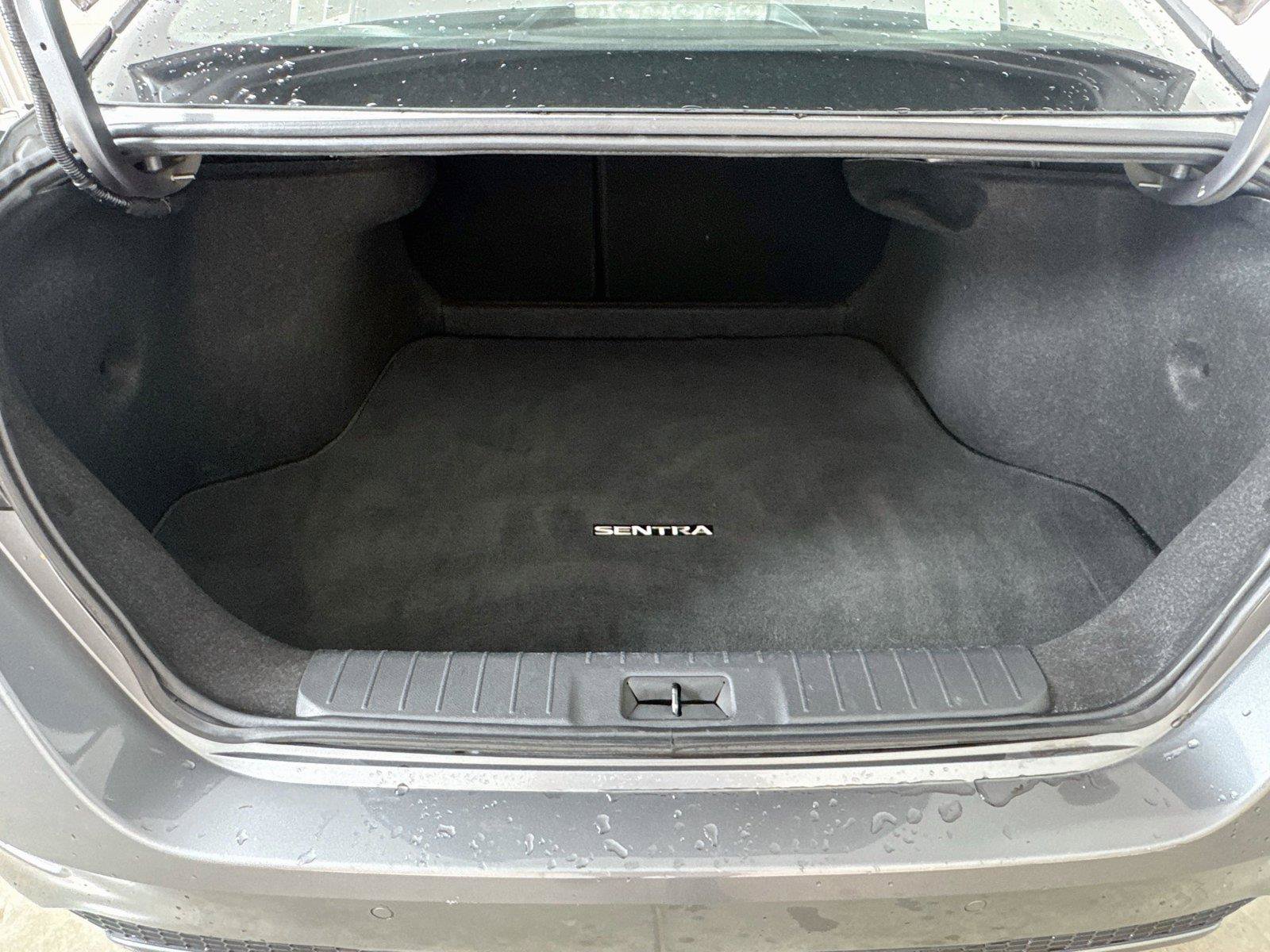 Used 2024 Nissan Sentra SV FWD image 23