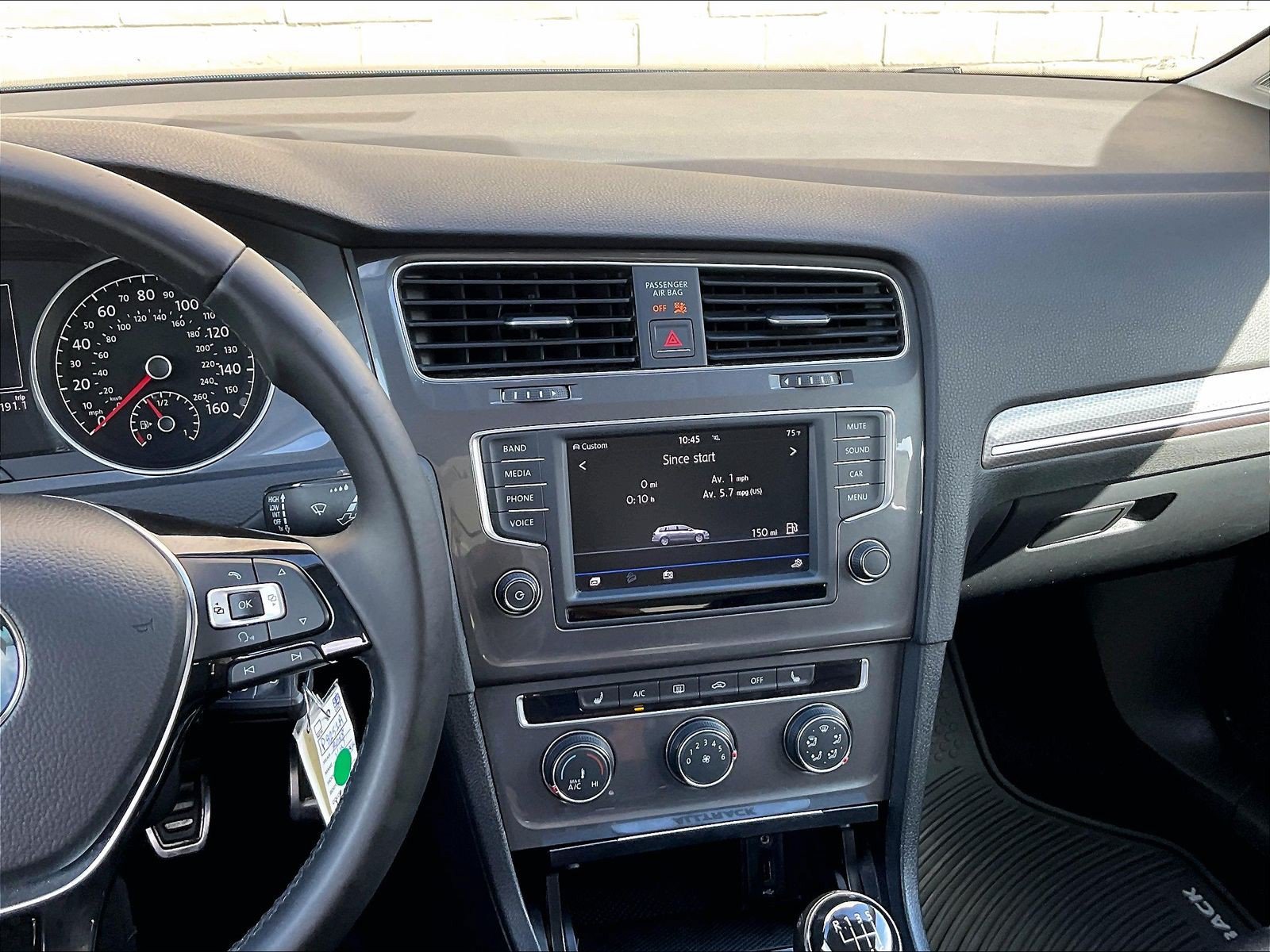Used 2017 Volkswagen Golf Alltrack S AWD/4WD image 5