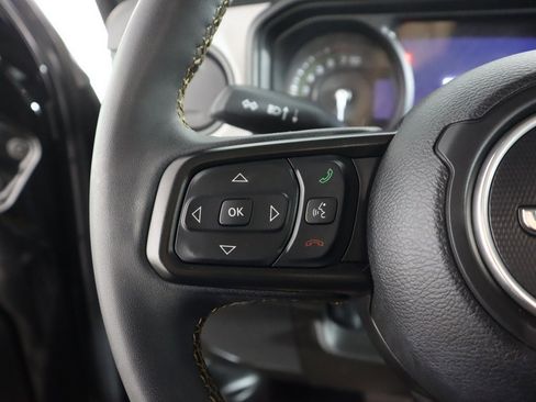 Used 2024 Jeep Wrangler Unlimited image 41