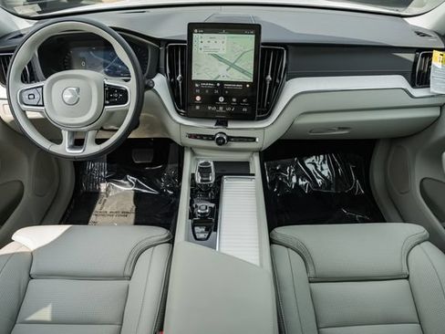 New 2026 Volvo XC60 B5 Ultra w/ Protection Package Premier AWD/4WD image 22