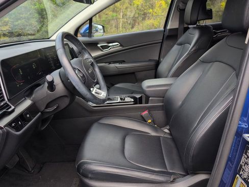 Used 2023 Kia Sportage EX FWD image 14