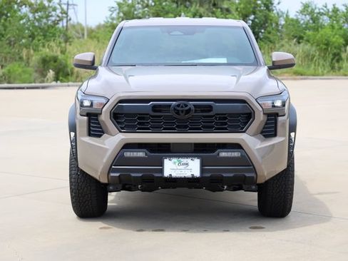 New 2026 Toyota Tacoma TRD Off-Road AWD/4WD image 2