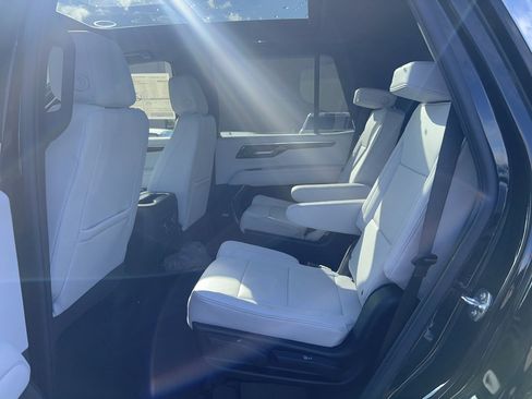 New 2026 Chevrolet Tahoe Premier w/ Sun And Tow Package AWD/4WD image 8