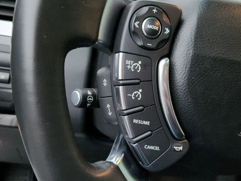 Used 2011 Land Rover Range Rover Supercharged image 12