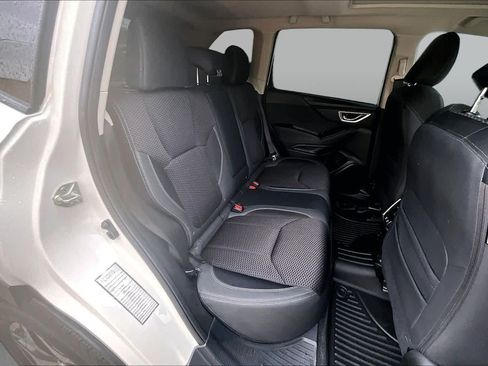 Used 2021 Subaru Forester Premium AWD/4WD image 23