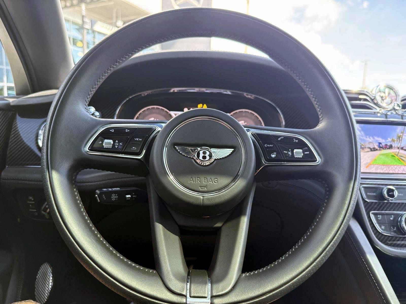Used 2022 Bentley Bentayga Speed AWD/4WD image 28