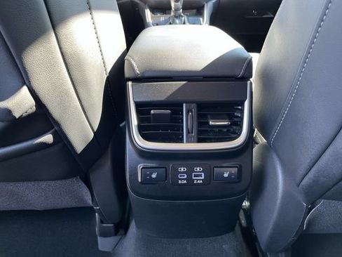 Certified 2024 Subaru Outback Limited AWD/4WD image 25