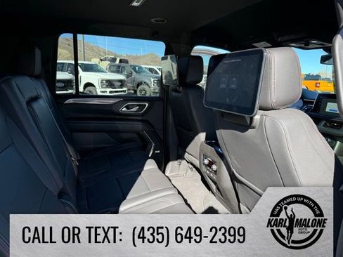 Used 2023 Chevrolet Suburban RST w/ Sport Performance Package AWD/4WD image 36