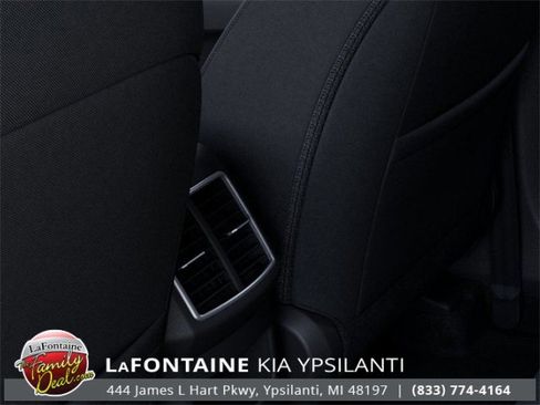 New 2026 Kia Sportage S image 40