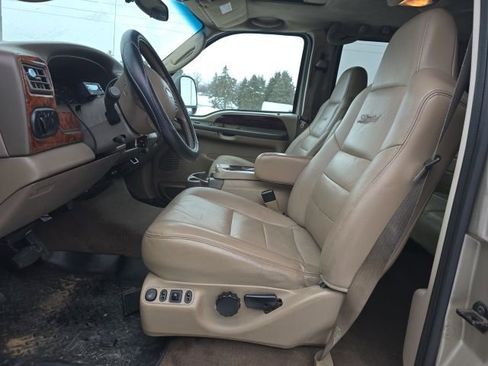 Used 2004 Ford Excursion Limited image 10